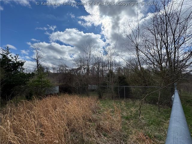 358 Cemetery Road, Red House, WV 25168