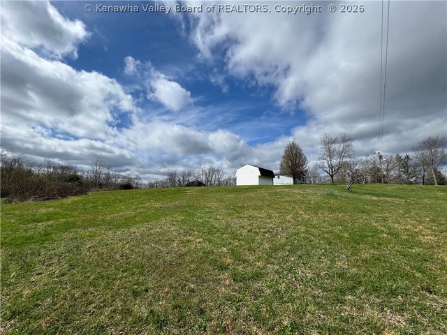 358 Cemetery Road, Red House, WV 25168