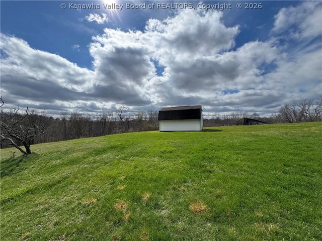 358 Cemetery Road, Red House, WV 25168