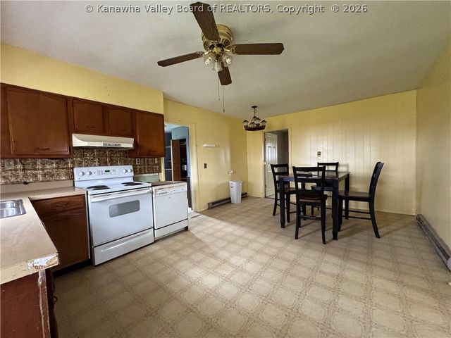 358 Cemetery Road, Red House, WV 25168