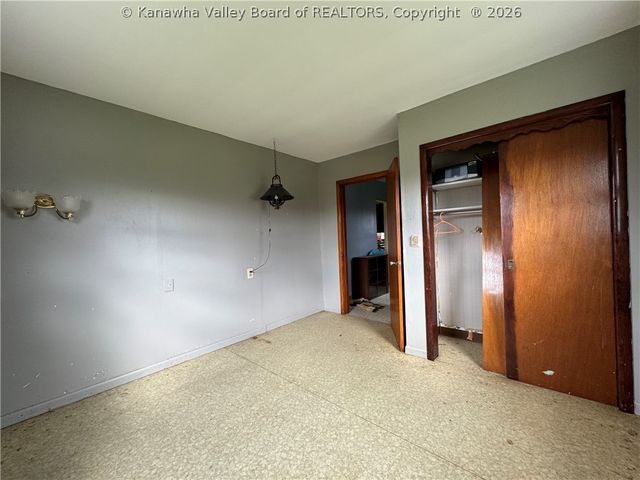 358 Cemetery Road, Red House, WV 25168