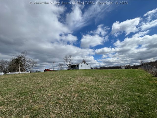 358 Cemetery Road, Red House, WV 25168
