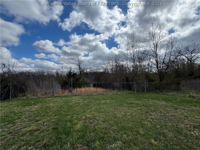 358 Cemetery Road, Red House, WV 25168