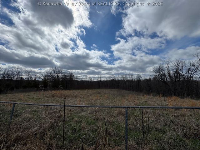 358 Cemetery Road, Red House, WV 25168