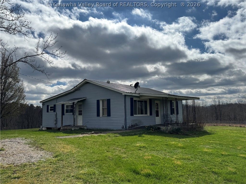 358 Cemetery Road, Red House, WV 25168