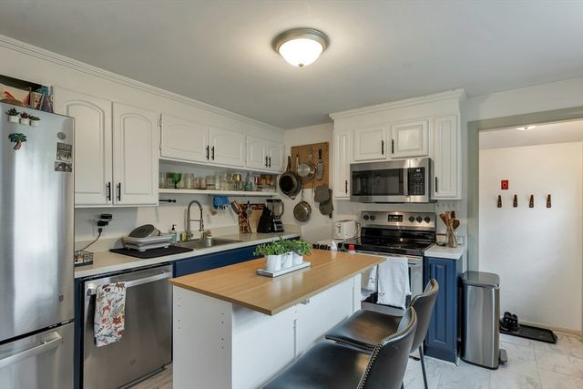 13 Davis Road, Tewksbury, MA 01876
