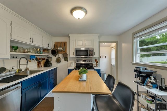 13 Davis Road, Tewksbury, MA 01876
