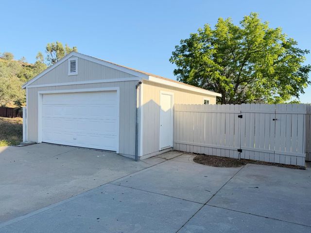 31336 N Dome Drive, Coarsegold, CA 93614