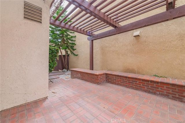 7 Tivoli, Irvine, CA 92620