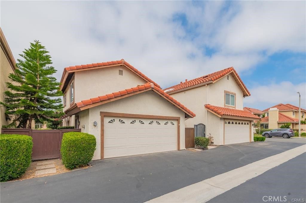 7 Tivoli, Irvine, CA 92620
