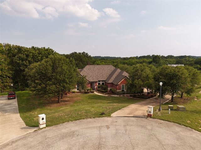 239 Palomino Court, Cresson, TX 76035