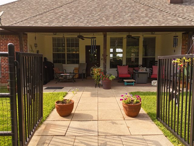 239 Palomino Court, Cresson, TX 76035