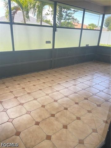 246 SE 7th ST, Cape Coral, FL 33990