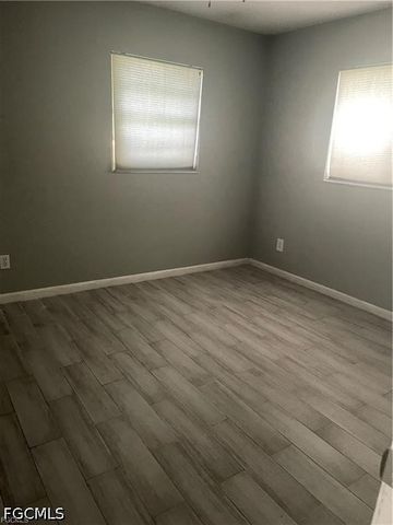 246 SE 7th ST, Cape Coral, FL 33990