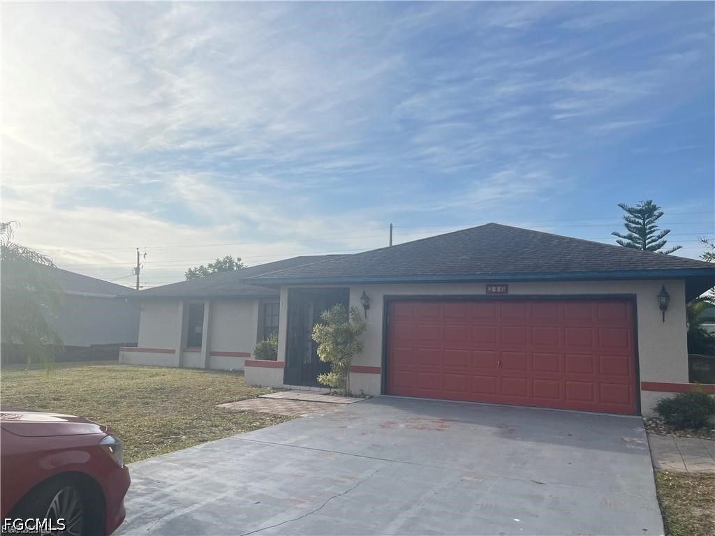 246 SE 7th ST, Cape Coral, FL 33990