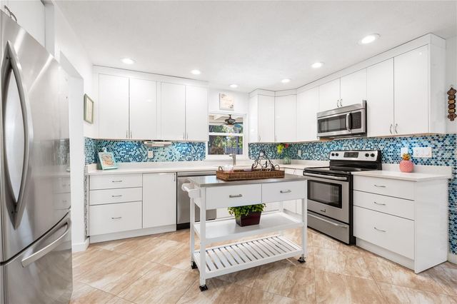 6100 PAULINE AVENUE, Sarasota, FL 34231