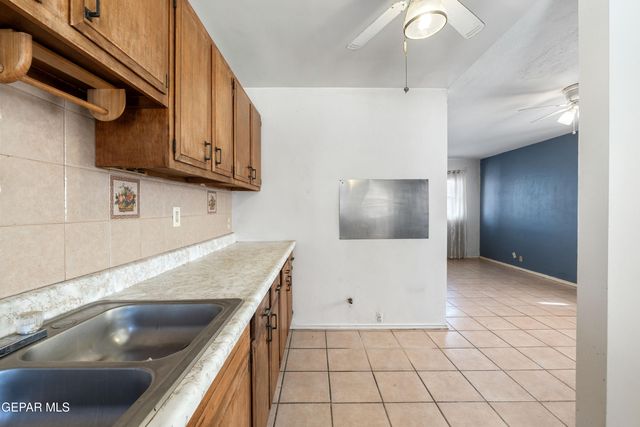 8401 MOUNT BALDY Drive, El Paso, TX 79904