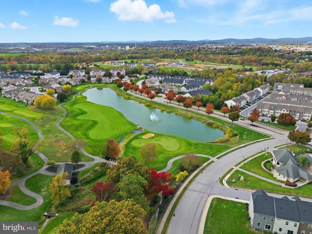 1265 STONEHAVEN WAY, York, PA 17403
