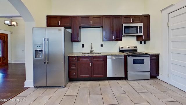 343 7TH Street W, Jacksonville, FL 32206