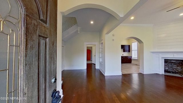 343 7TH Street W, Jacksonville, FL 32206