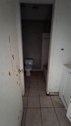 1405 Shadowdale Drive 36, Houston, TX 77043