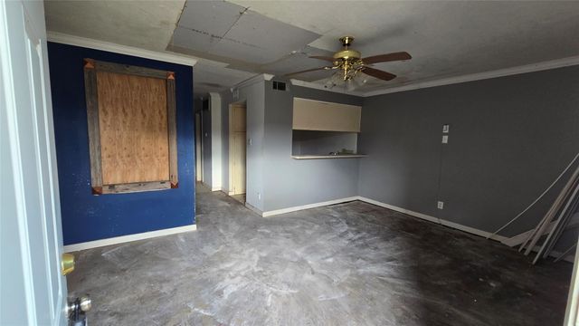 1405 Shadowdale Drive 36, Houston, TX 77043