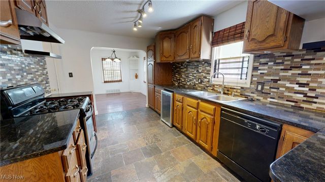 4226 E 164th Street, Cleveland, OH 44128