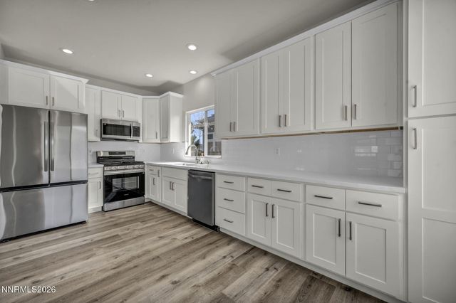 770 W Golden Valley Road, Reno, NV 89506