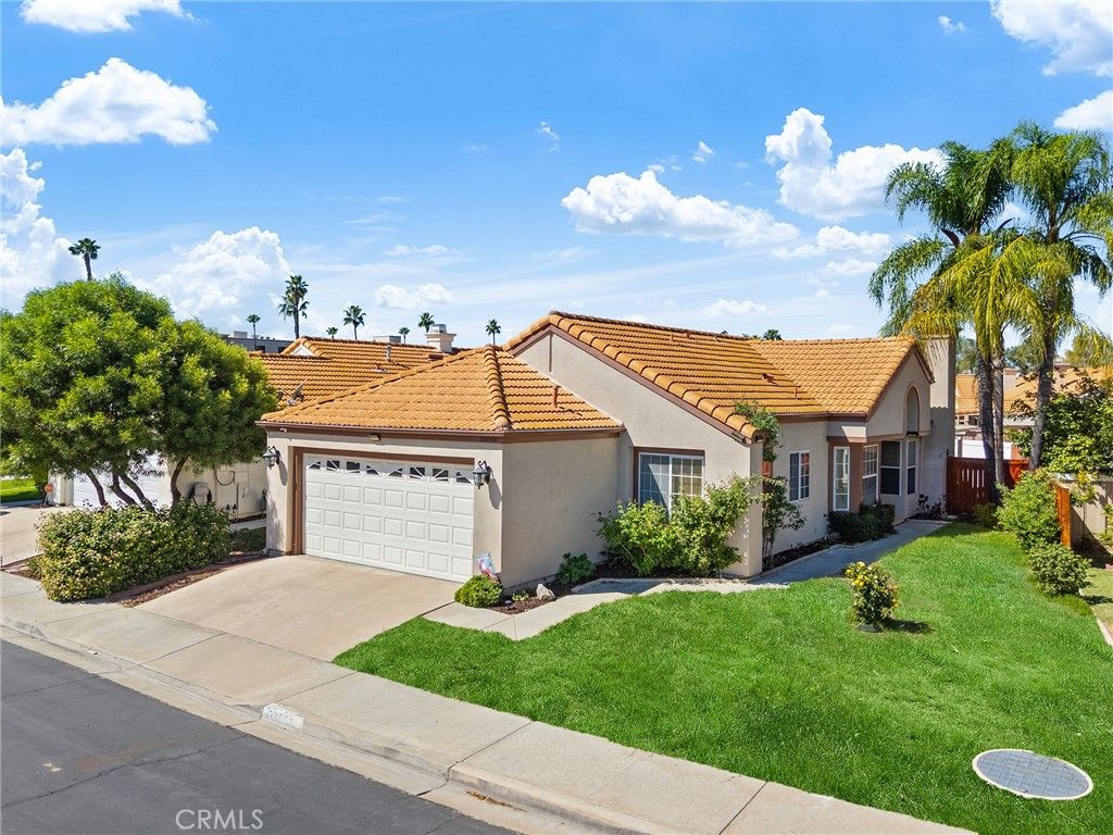 28098 Lemonwood, Menifee, CA 92584 — exterior