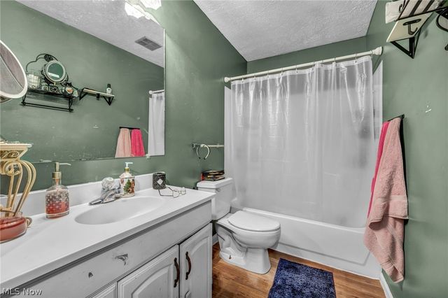 1813 Lexington Avenue, Lorain, OH 44052