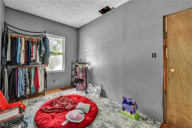 1813 Lexington Avenue, Lorain, OH 44052