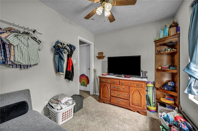 1813 Lexington Avenue, Lorain, OH 44052