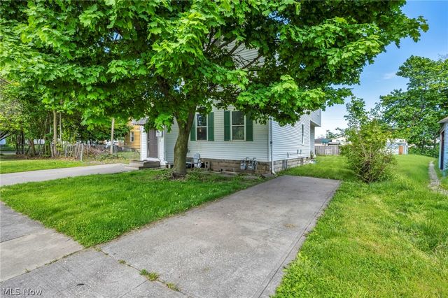 1813 Lexington Avenue, Lorain, OH 44052