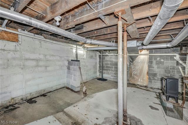 1813 Lexington Avenue, Lorain, OH 44052