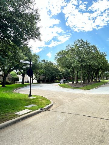 801 Heatherglen Court, Southlake, TX 76092