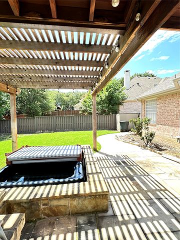801 Heatherglen Court, Southlake, TX 76092