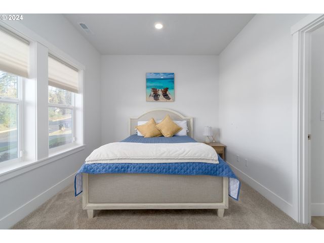 3773 ROCKCRESS Rd, Eugene, OR 97403