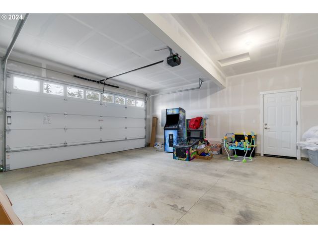 3773 ROCKCRESS Rd, Eugene, OR 97403