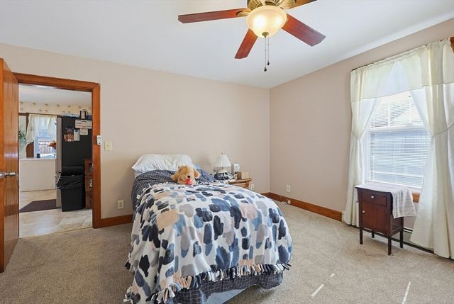 16 Lakeview St, Blackstone, MA 01504