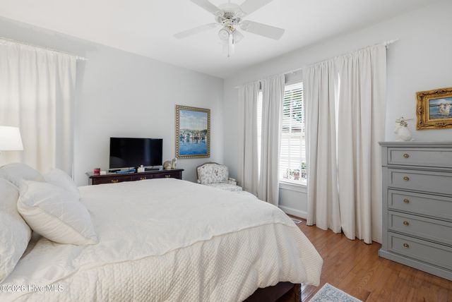 1109 Congressional Lane, Wilmington, NC 28411