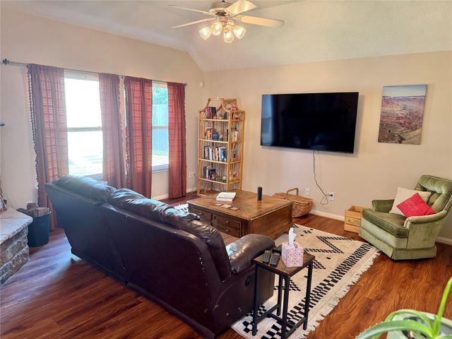 1907 Tavish Lane, Conroe, TX 77301