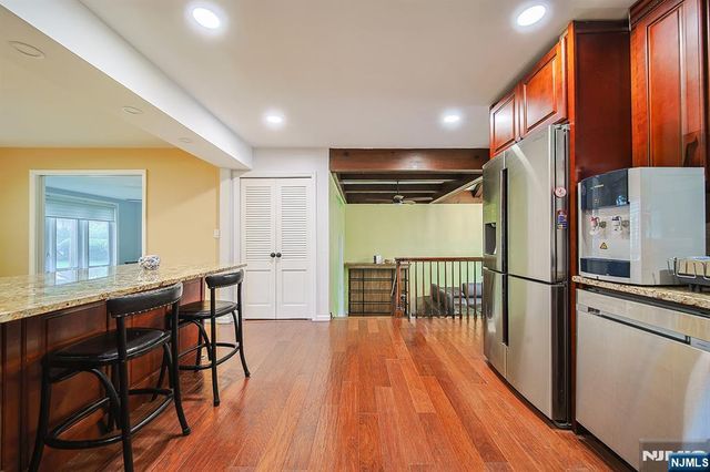 44 Roosevelt Street, Little Ferry, NJ 07643