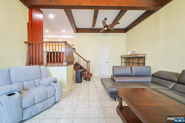 44 Roosevelt Street, Little Ferry, NJ 07643