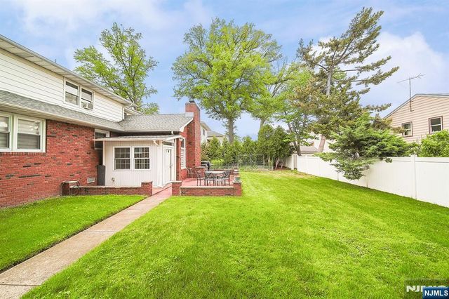 44 Roosevelt Street, Little Ferry, NJ 07643