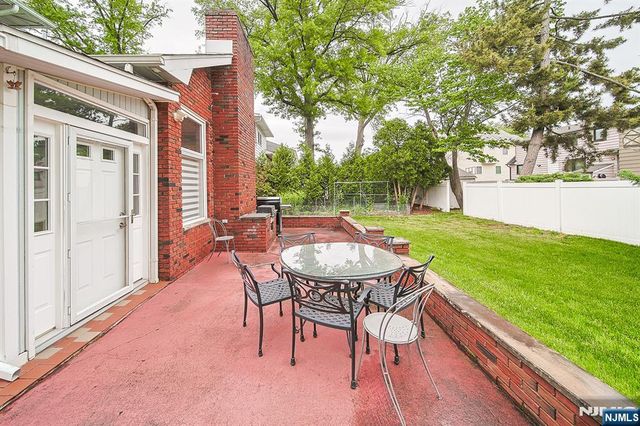 44 Roosevelt Street, Little Ferry, NJ 07643