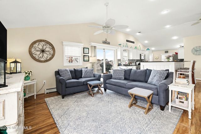 345 Kingfisher Road, Tuckerton, NJ 08087