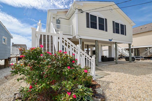 345 Kingfisher Road, Tuckerton, NJ 08087