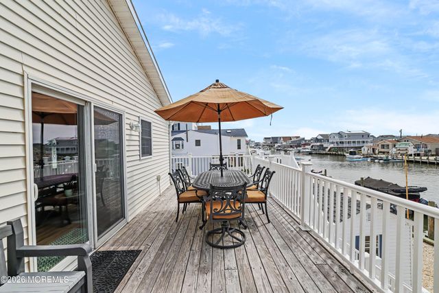 345 Kingfisher Road, Tuckerton, NJ 08087