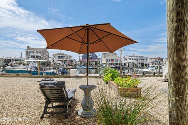 345 Kingfisher Road, Tuckerton, NJ 08087