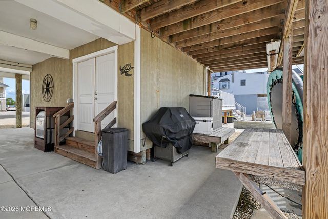 345 Kingfisher Road, Tuckerton, NJ 08087